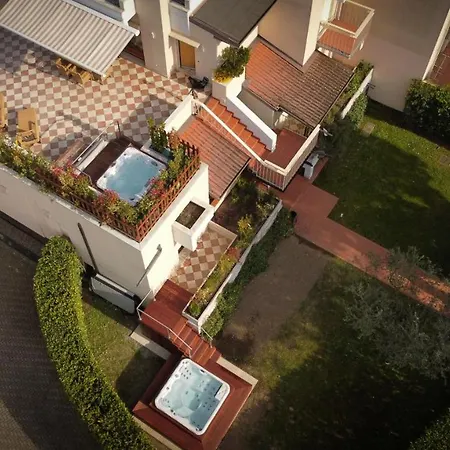 Front Luxury Villa *