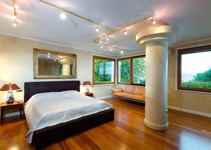 Villa Front Luxury (adults Only)