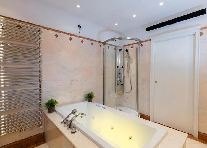 Front Luxury (adults Only) * Sirmione
