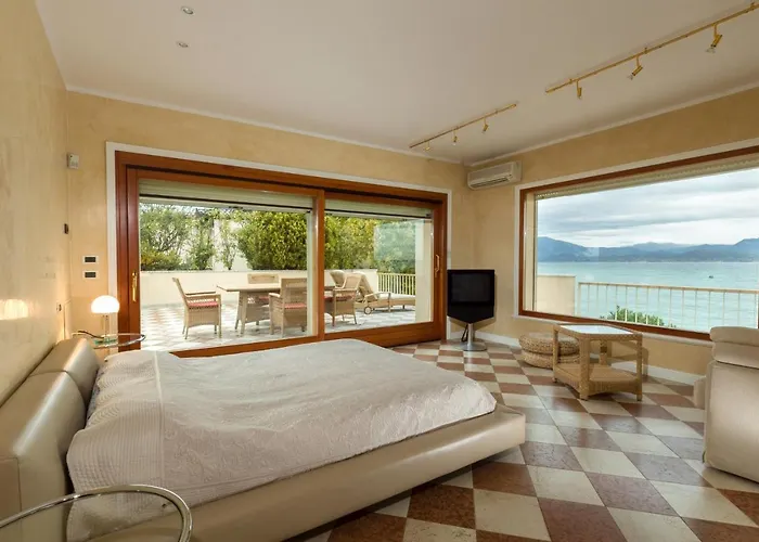 Front Luxury (adults Only) * Sirmione