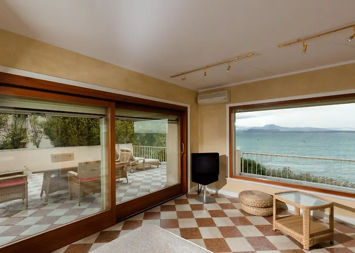Villa Front Luxury (adults Only)